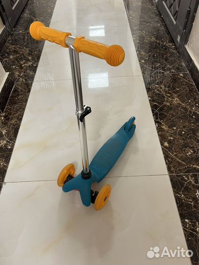 Самокат детский трехколесный