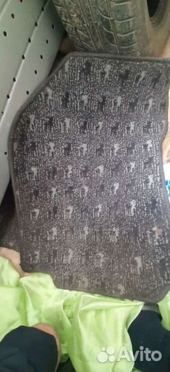 Комплект ковриков Nissan cube