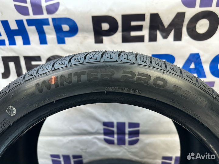 Tourador Winter Pro TSU1 275/40 R22 108V