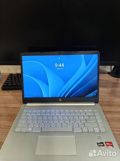 Ноутбук HP Ryzen 7 5700u/16 GB/512GB SSD