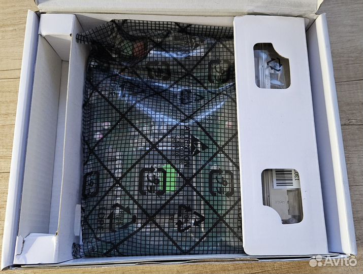 Б/у Мат.плата 1700 asus PRO H610T D4-CSM Mini-ITX