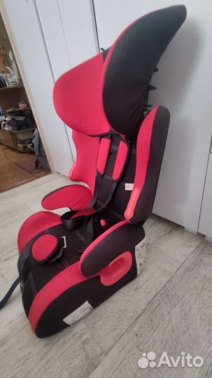 Детское автокресло siger