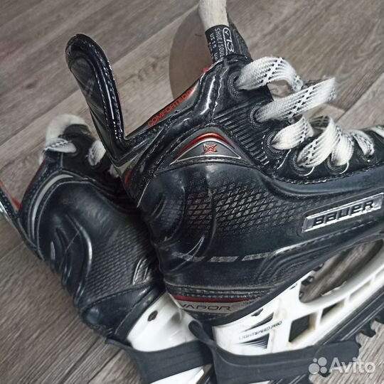 Хоккейные коньки bauer vapor x