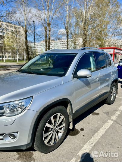 Volkswagen Tiguan 2.0 AT, 2010, 179 800 км