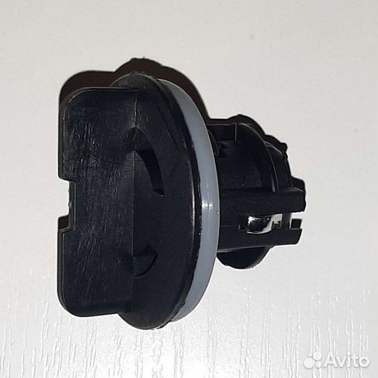 Держатель лампы поворотника renault logan 2