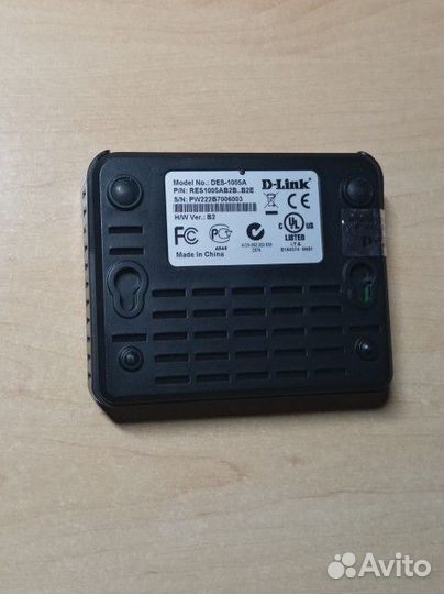 Коммутатор D-link DES-1005A