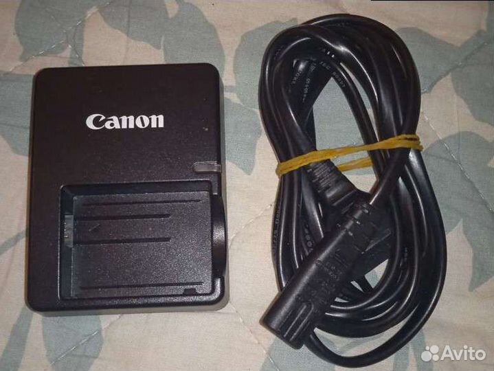 Зеркальный фотоаппарат canon 450d