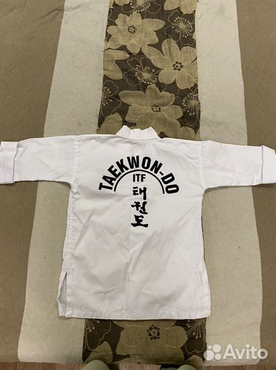 Костюм для тхэквондо