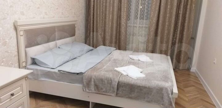 2-к. квартира, 63 м², 2/5 эт.