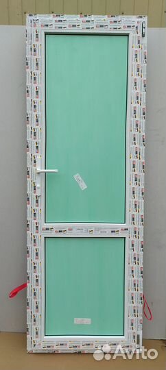 Дверь пвх 70см на 200см