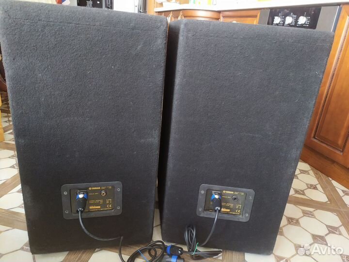 Акустическая система yamaha ах15.Цена за 2 шт