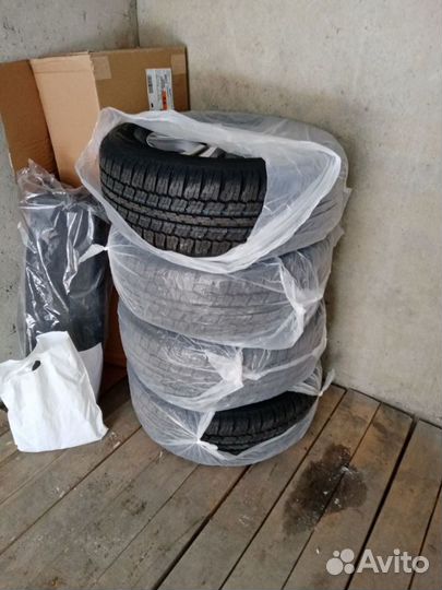 Комплект дисков с летней резиной на LX570