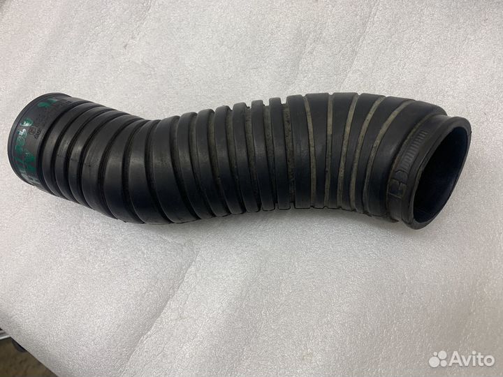 Гофра воздушного фильтра Audi 100/A6 C4 2,6/2,8