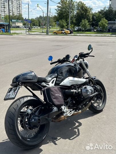 BMW R nine t