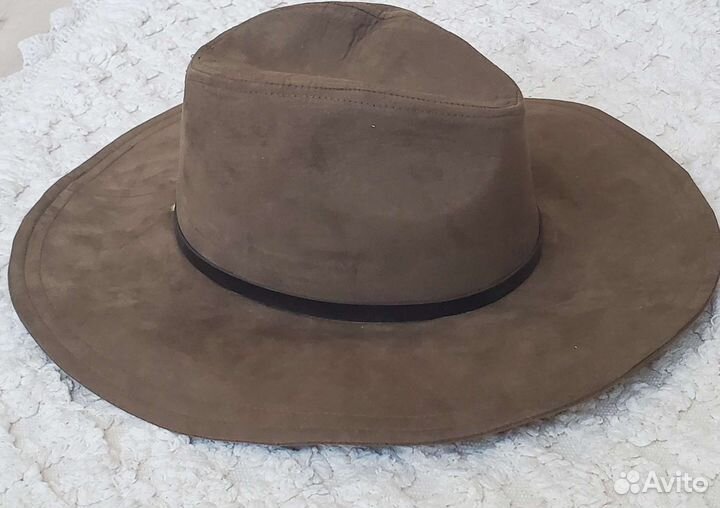 Шляпа женская Bershka