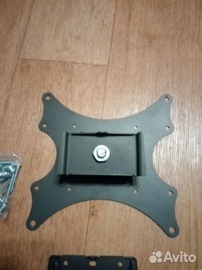 Кронштейн для телевизора на стену