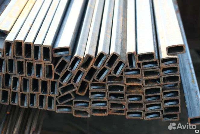 Профильная труба, арматура