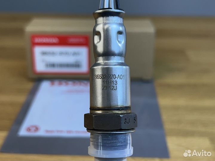 Кислородный датчик лямбда зонд Honda 36532R70A01