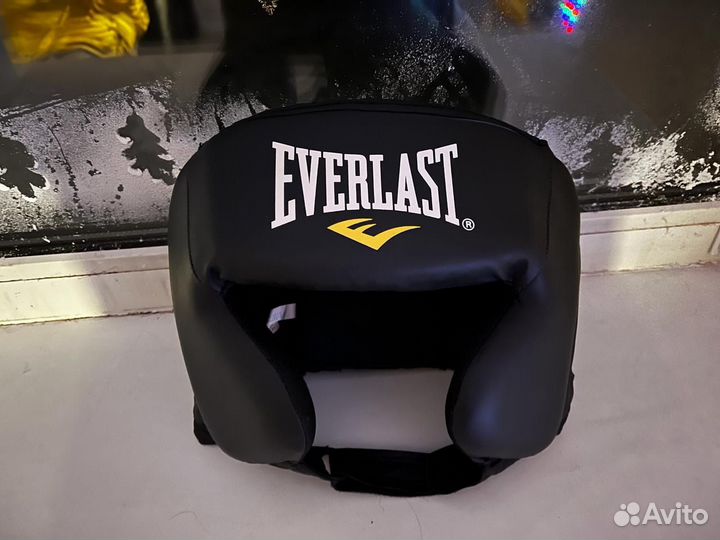 Боксерский шлем everlast