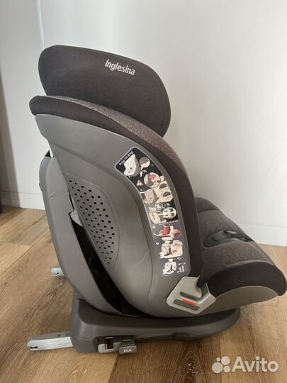 Inglesina newton автокресло