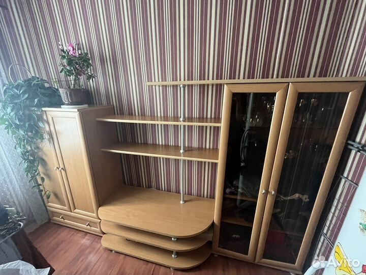 Мебель бу стенка горка