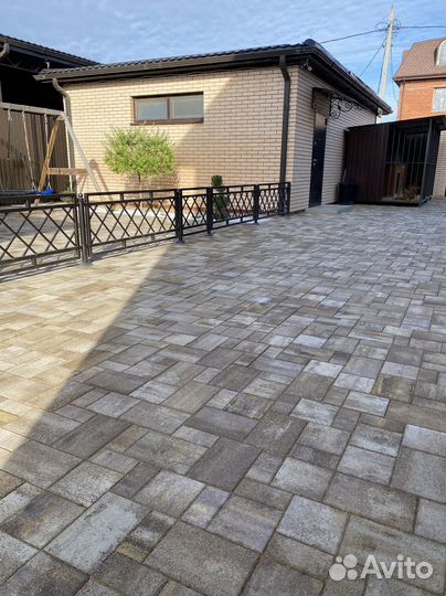 Крупноформатная тротуарная плитка