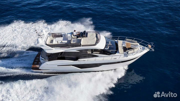 Моторная яхта Galeon 500 FLY