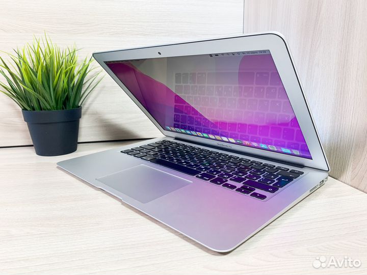 Apple Macbook Air 13 2017 Core i5/8Gb/SSD128Gb