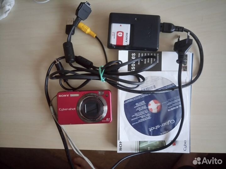 Sony Cyber-shot DSC-W150