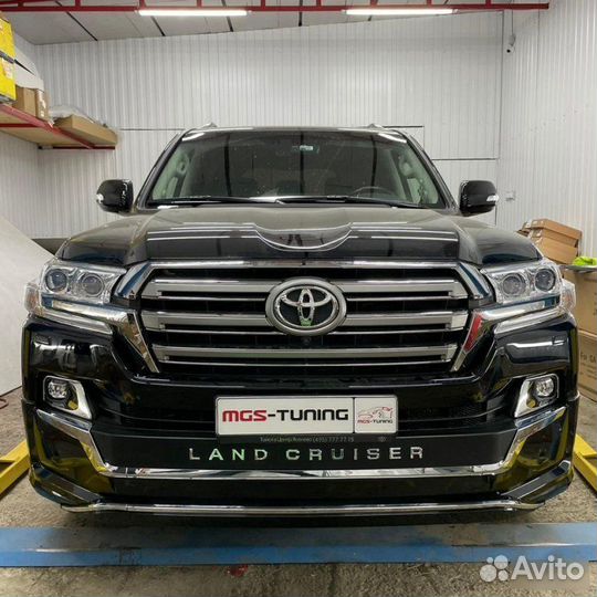 Обвес с насадками Executive Land Cruiser 200