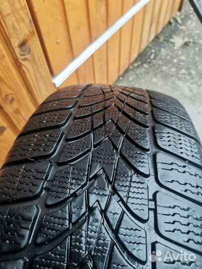 Dunlop SP Winter Sport 4D 225/50 R17