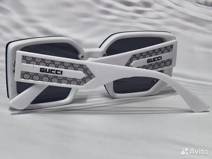 Очки солнцезащитные Gucci