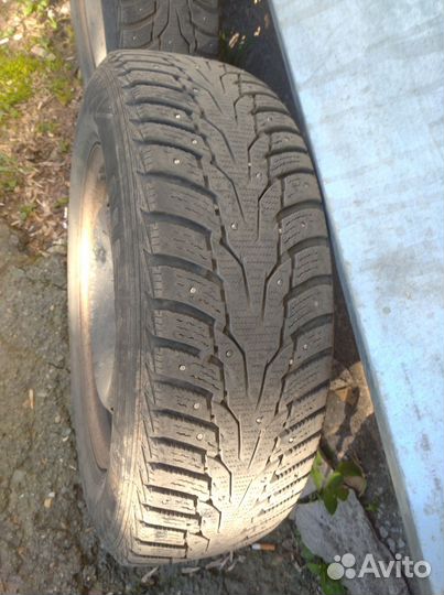 Шины с дисками б/у r15 205/65