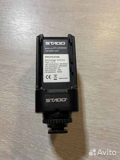 Накамерный видеосвет St-led5004