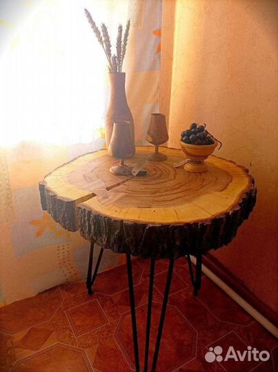 Журнальный столик из спила карагача