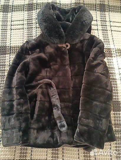 Искусственная шуба под норку с капюшоном