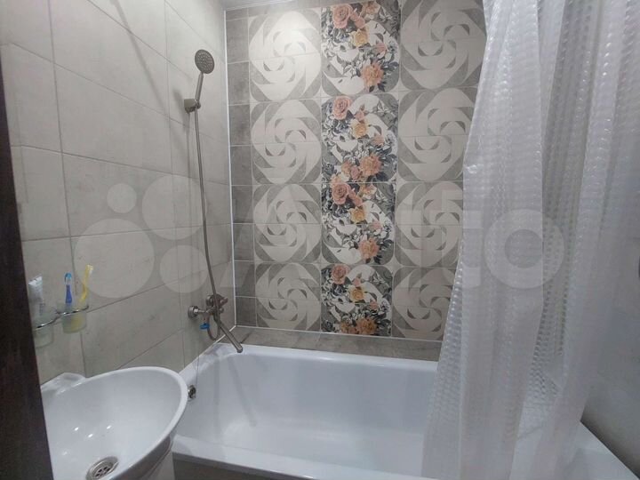 2-к. квартира, 48 м², 4/4 эт.