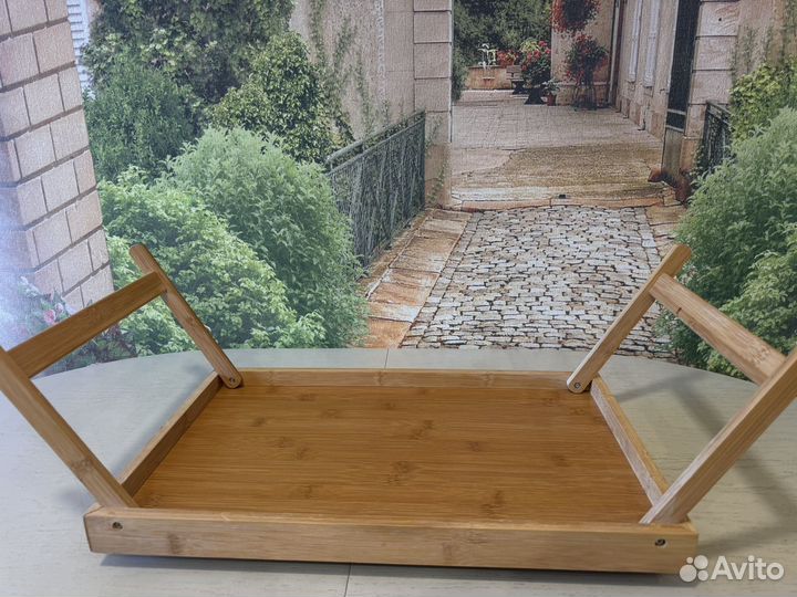 Поднос деревянный на ножках