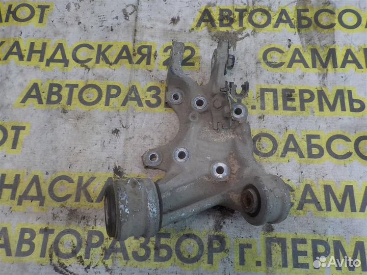 Кулак поворотный задний левый Honda Accord VII 20