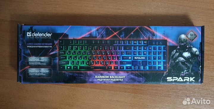 Игровая клавиатура и мышь
