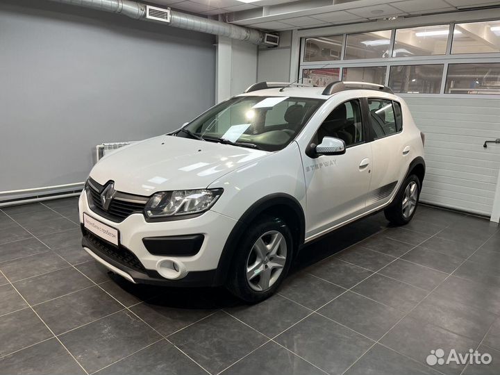 Renault Sandero Stepway 1.6 AT, 2017, 112 072 км