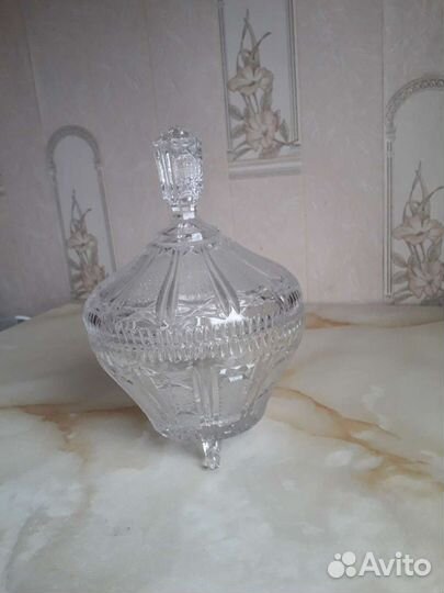 Хрустальные вазы, конфетницы, пепельницы