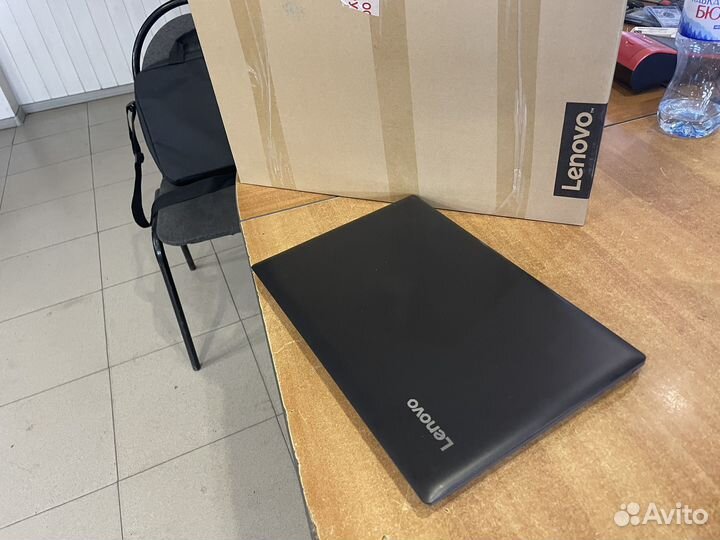 Lenovo 330-15IKB Core i3-7130U/12G/512Gb SSD