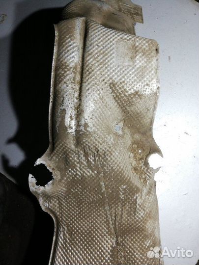 Тепловой экран Volkswagen Passat B6 2.0 BPY