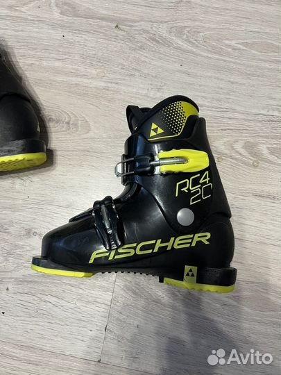 Детские горнолыжные ботинки Fischer