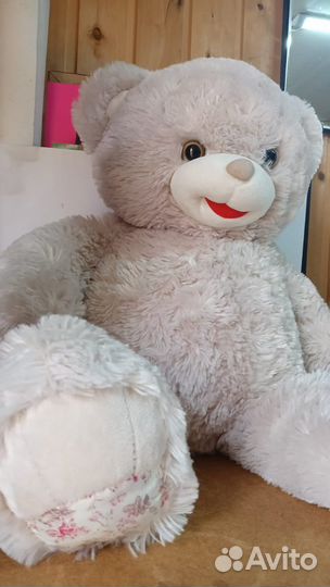 Плюшевый медведь