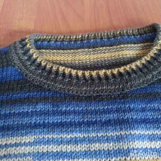 Жилетка женская вязаная