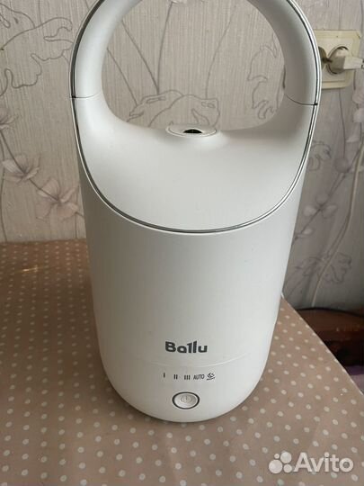 Увлажнитель воздуха Ballu UHB-803