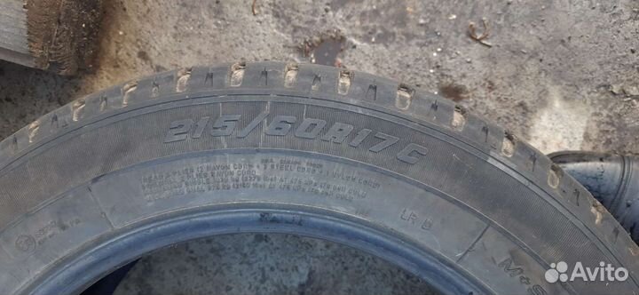 Vee Rubber Vitron ZR 215/60 R17