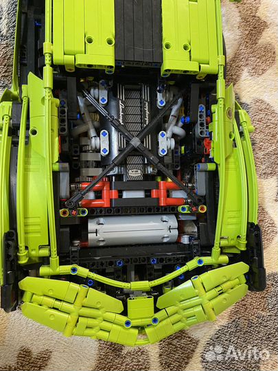Lego technic 42115 Lamborghini Sian оригинал